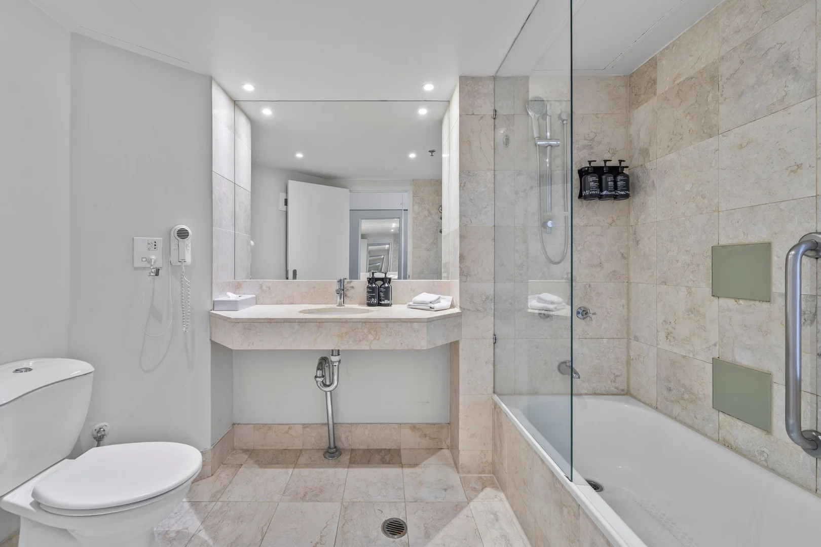 Additional image 4 of 1021/22 View Avenue, Surfers Paradise QLD 4217