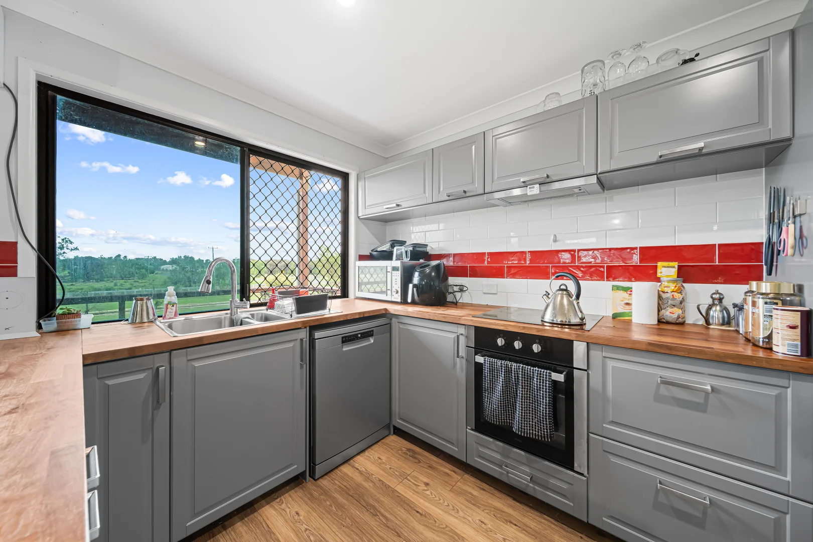 Additional image 5 of 216 Chudleigh Drive, Emerald QLD 4720