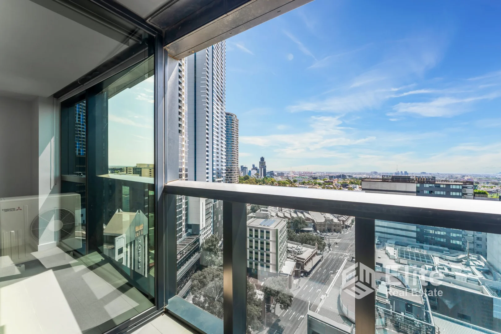 Additional image 3 of 1509/160 Victoria Street, Carlton VIC 3053