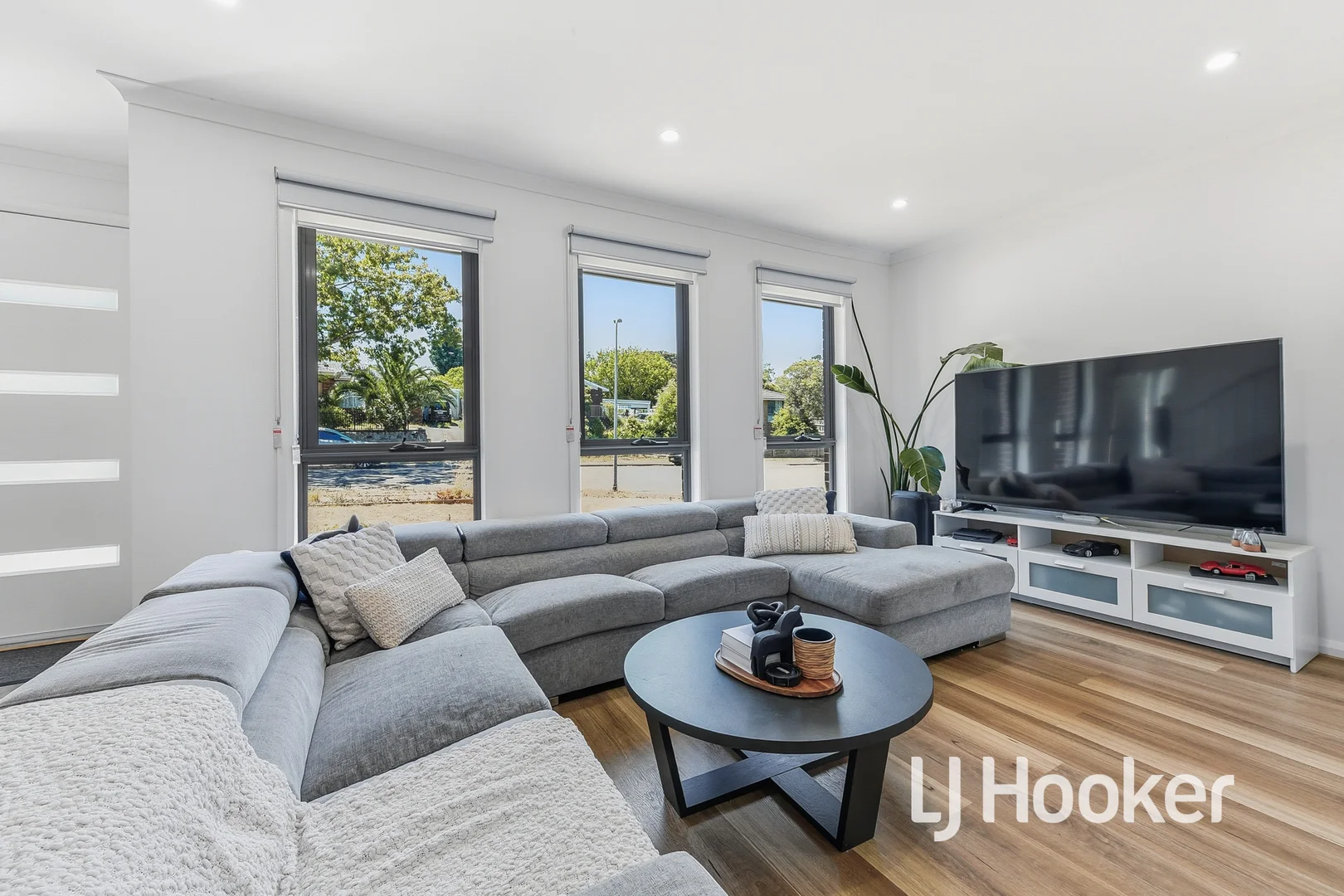 Additional image 2 of 23A Oaktree Drive, Hampton Park VIC 3976