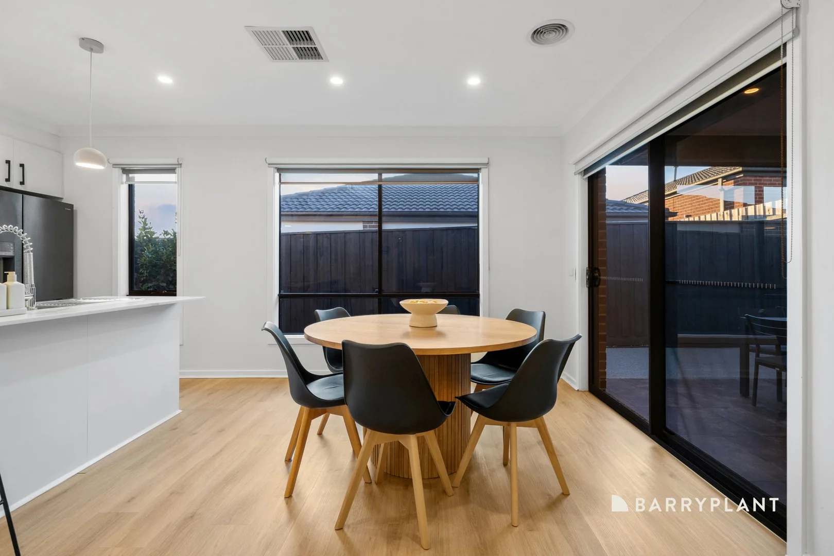 Additional image 8 of 9 College Road, Doreen VIC 3754