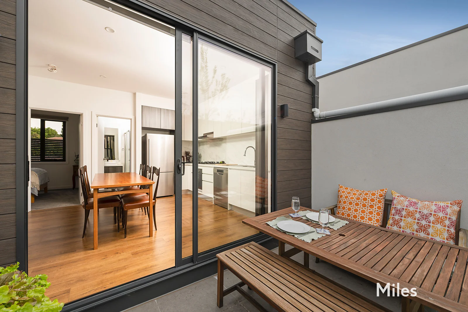 Additional image 4 of 2/180 Hawdon Street, Heidelberg VIC 3084