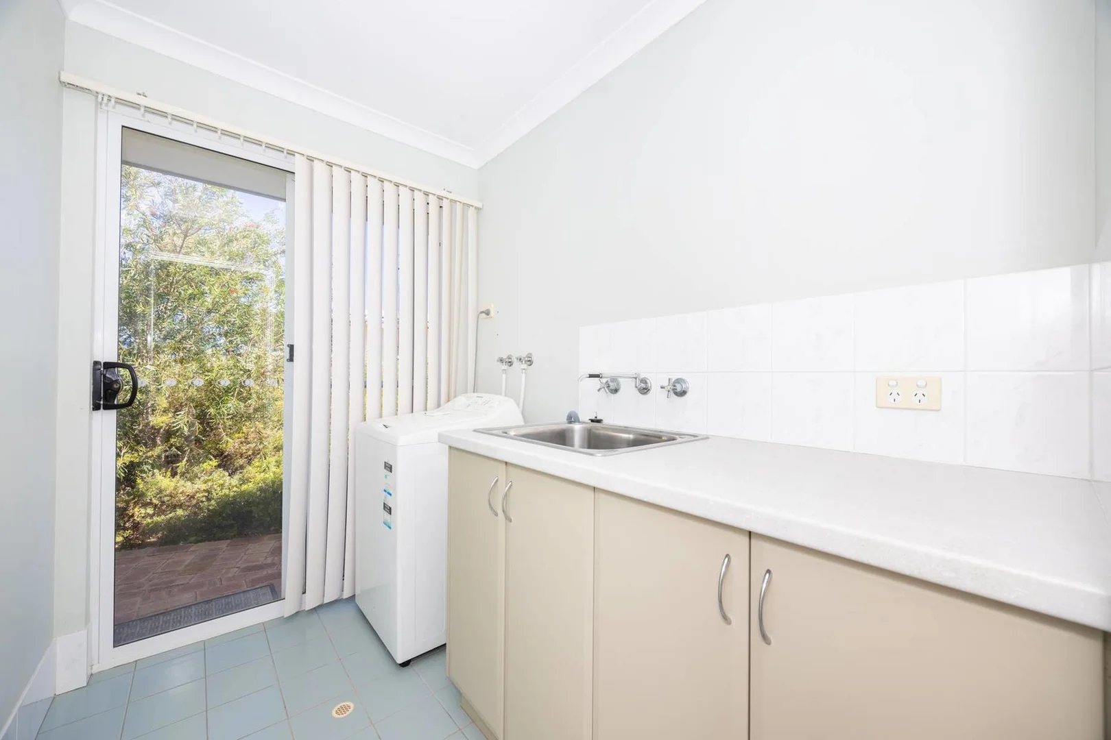 Additional image 17 of 4 Shingle Avenue, Jurien Bay WA 6516