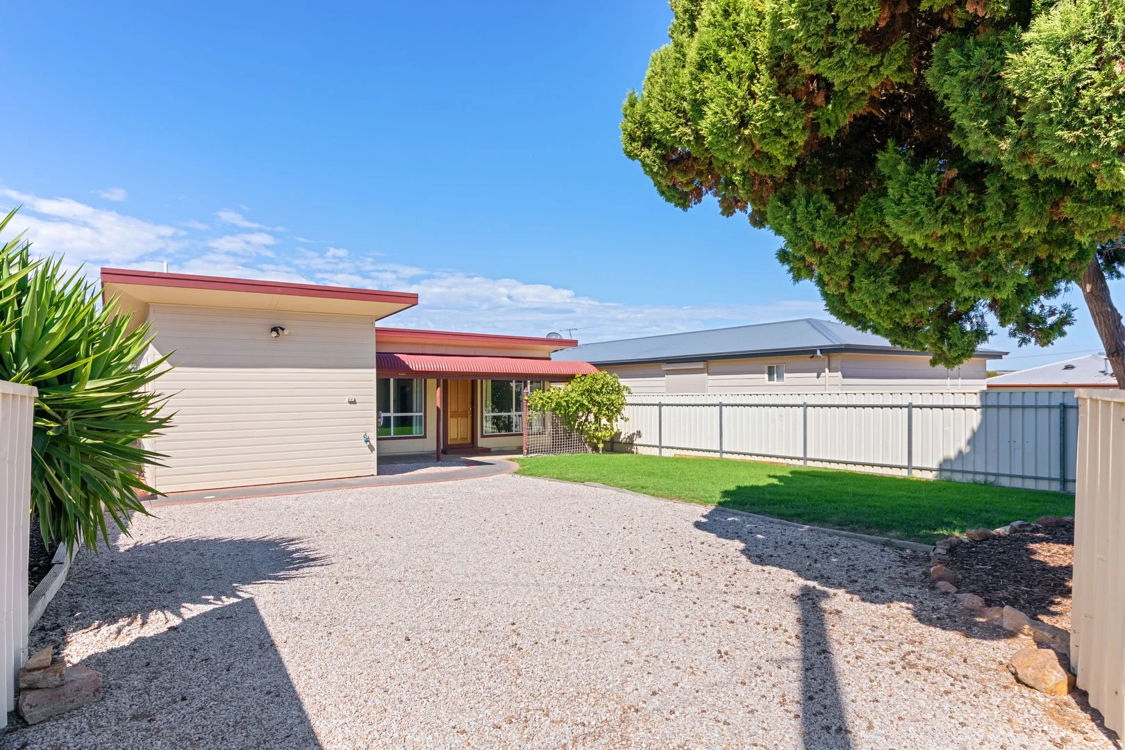 2/66 Eltham Avenue, Port Lincoln SA 5606