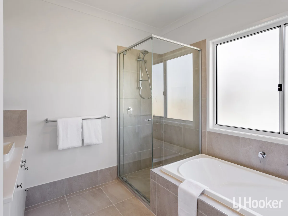 Additional image 8 of Woody Point QLD 4019