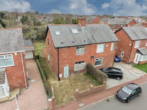 8 Ellesmere Avenue Westerhope, Newcastle Upon Tyne, Tyne And Wear NE5
