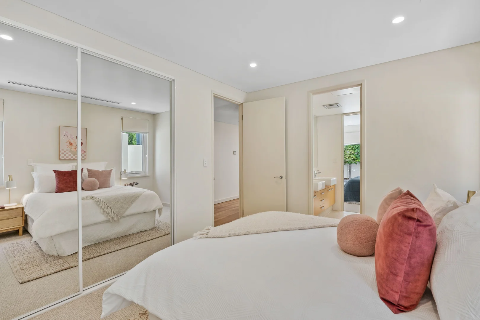 Additional image 30 of 2/5 Bindaring Parade, Claremont WA 6010