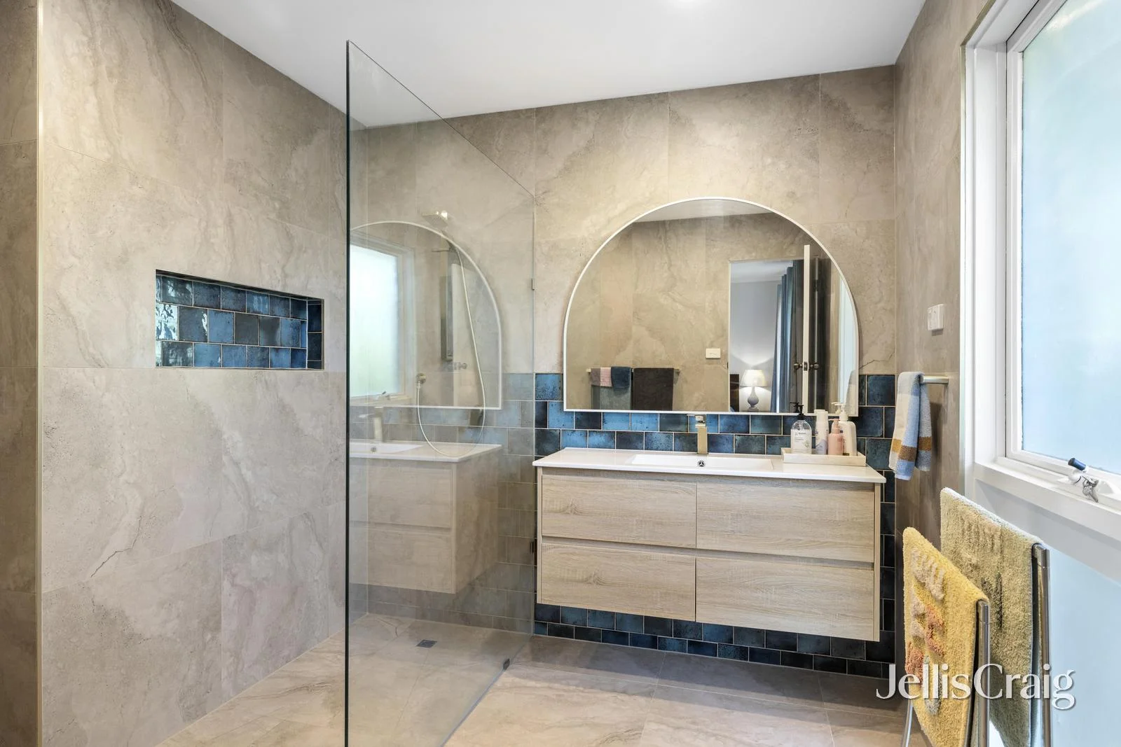 Additional image 13 of 5 Julie Court, Woodend VIC 3442