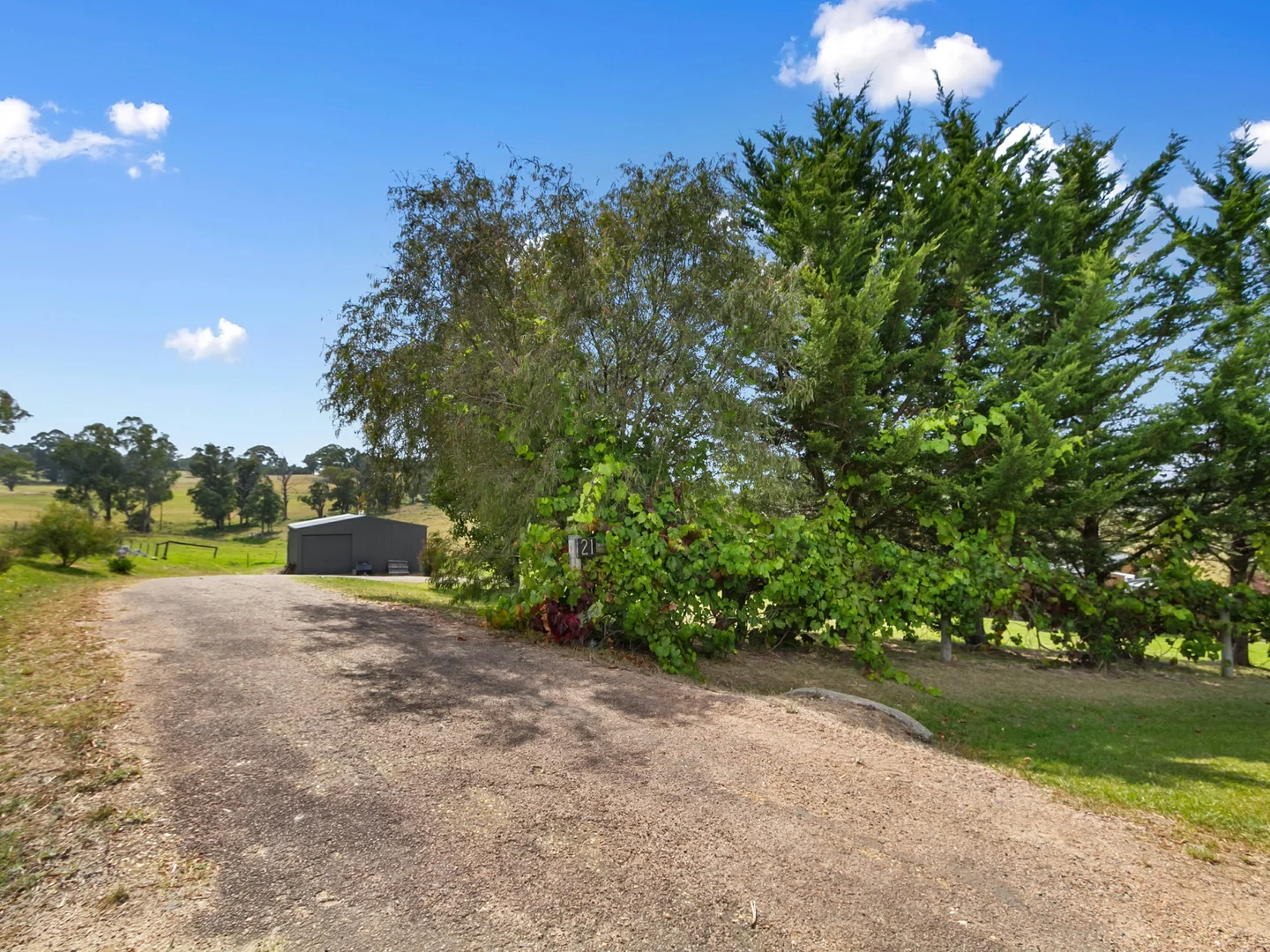 Additional image 22 of 21 Ronwin Court, Granite Rock VIC 3875