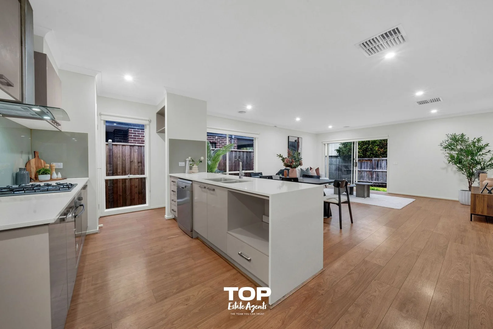 Additional image 8 of 14 Ravenswood Avenue, Clyde VIC 3978