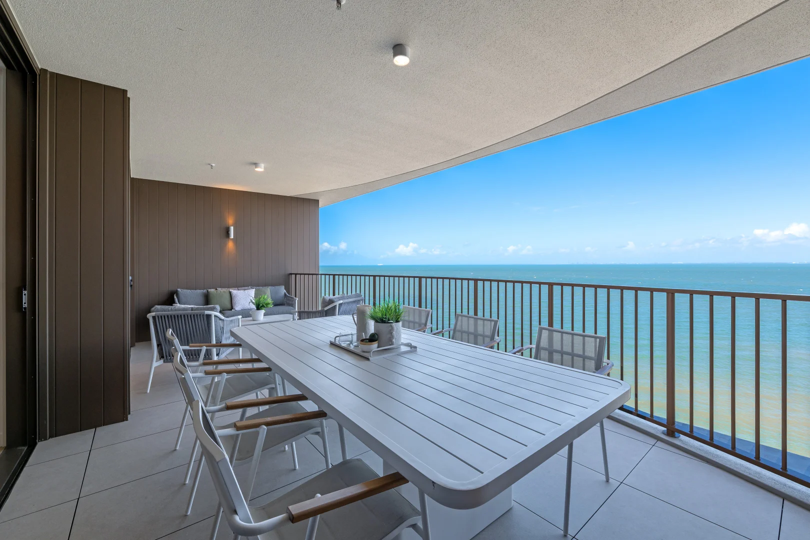 702/16 Woodcliffe Crescent, Woody Point QLD 4019