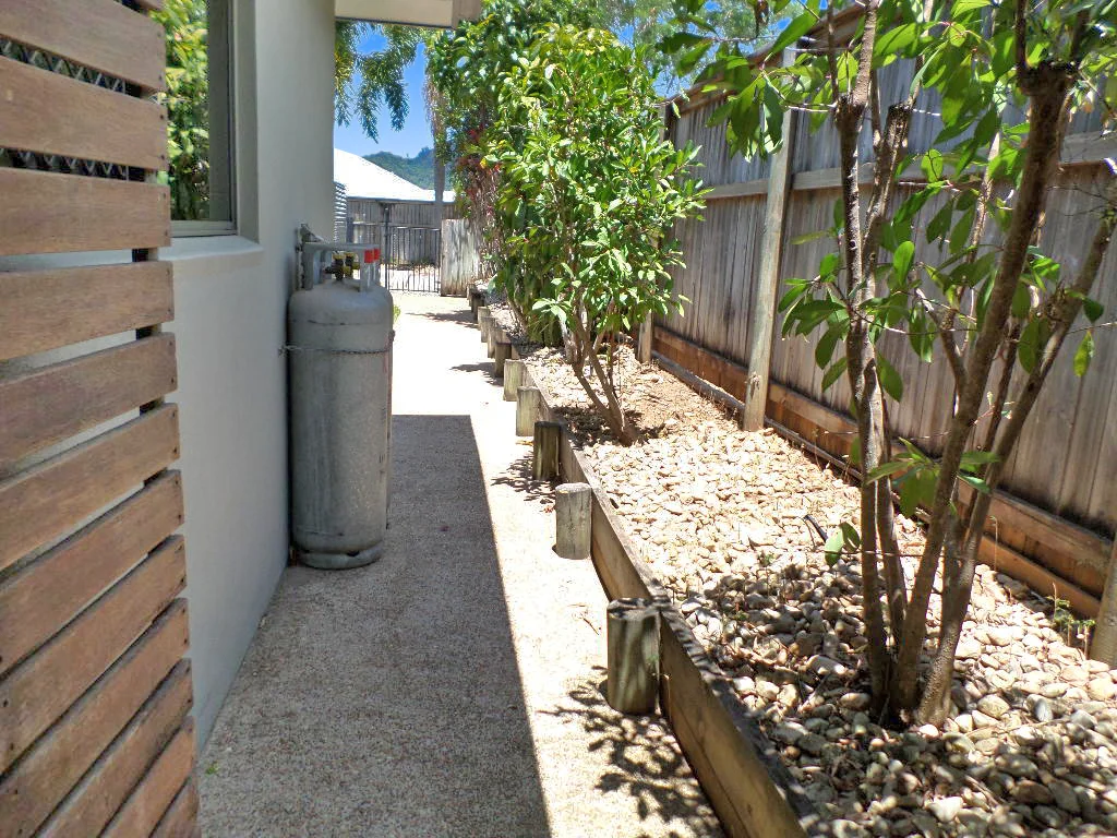 Additional image 19 of Redlynch QLD 4870