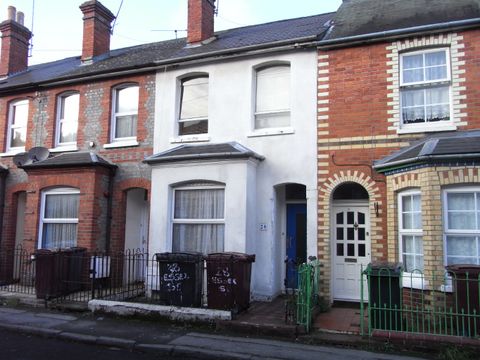Essex Street, Reading, Berkshire RG2, Studio to rent
