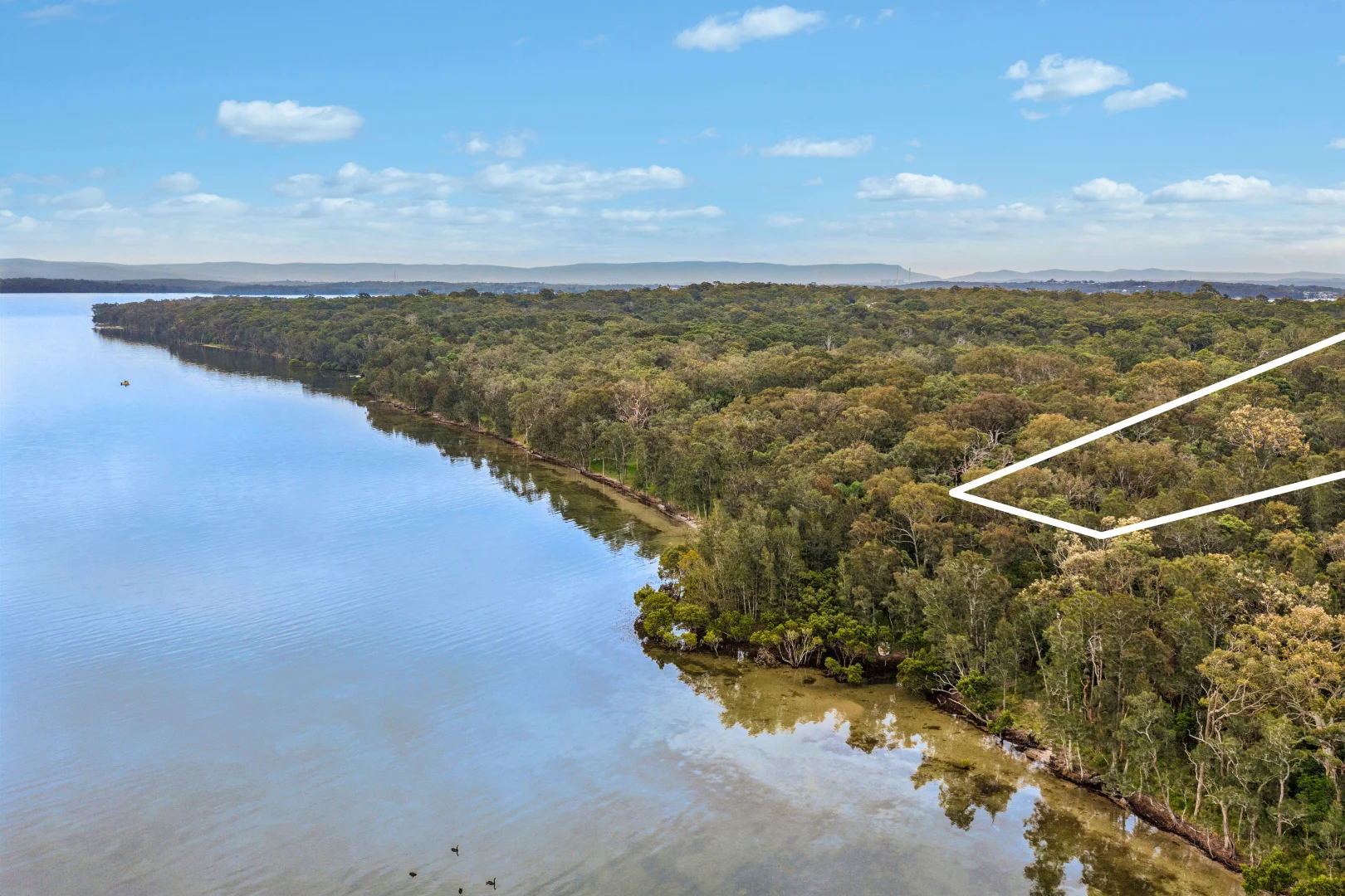 Additional image 6 of 285 Cams Boulevard, Summerland Point NSW 2259