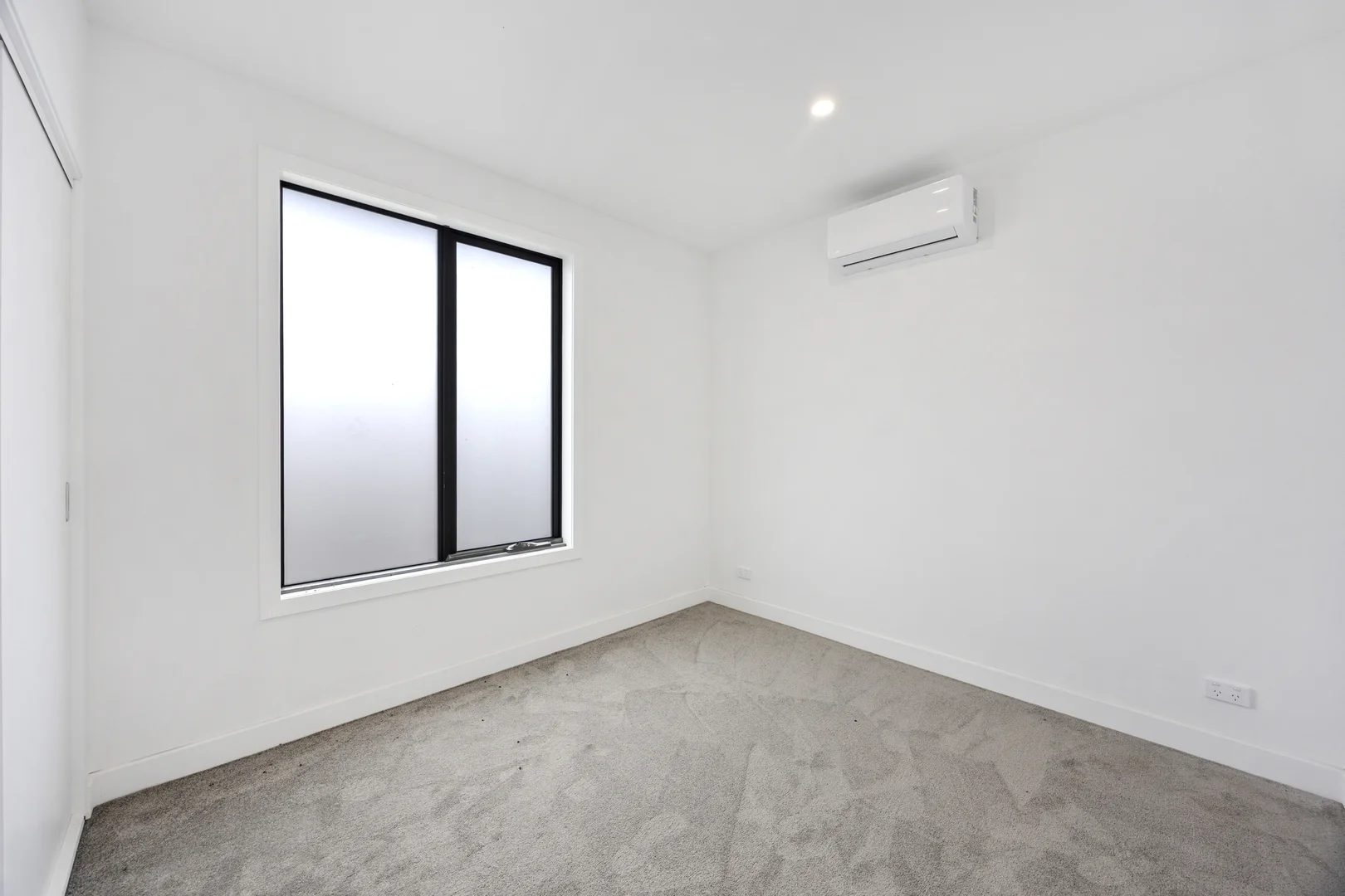 Additional image 4 of 1,2,3,4/19 Baker Street, Lilydale VIC 3140