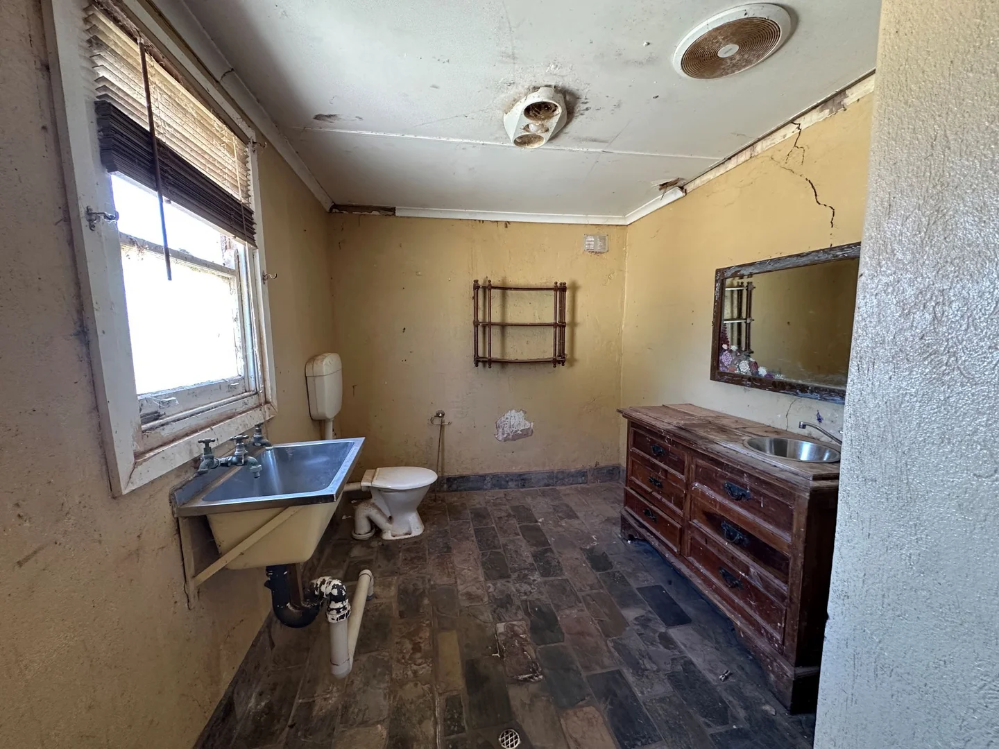 Additional image 12 of 18 Victoria Street, Peterborough SA 5422