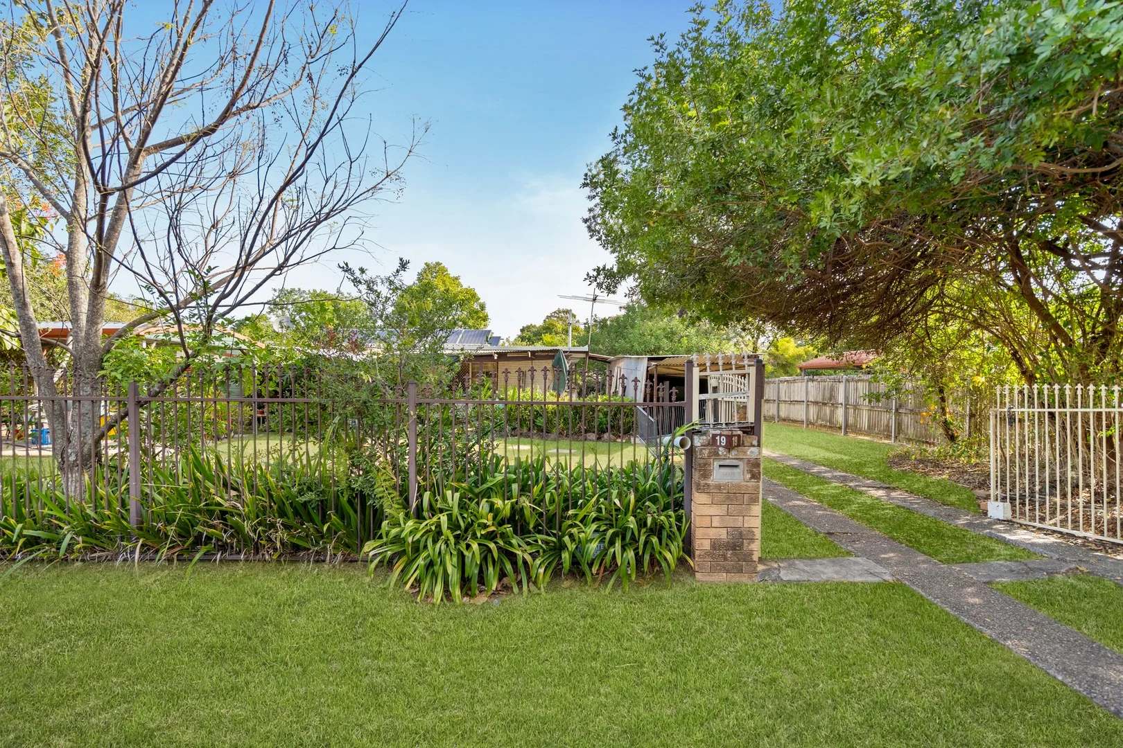 Additional image 5 of 19 Cameo Street, Loganlea QLD 4131