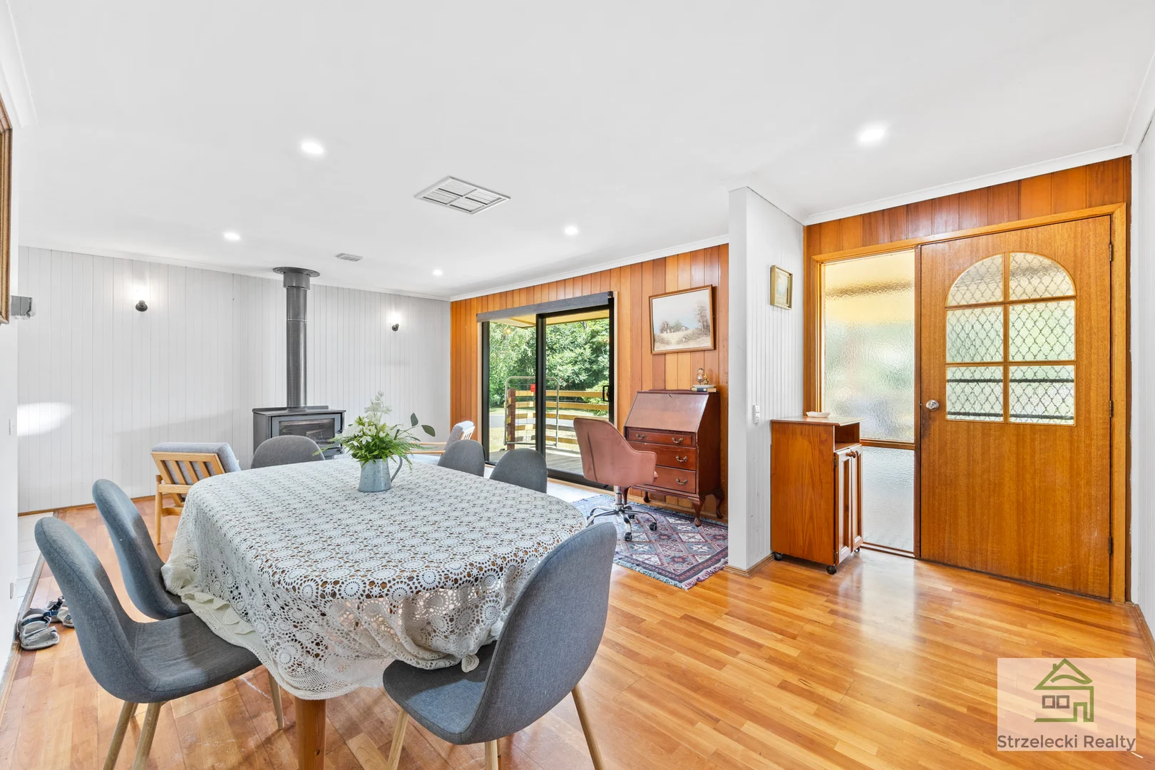 Additional image 3 of 35 Pinnacle Drive, Rawson VIC 3825