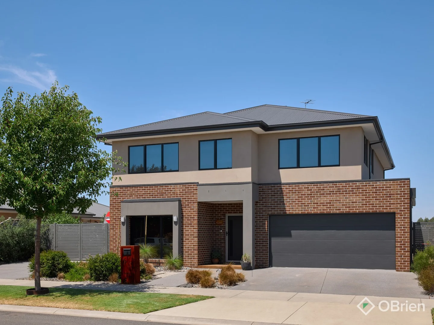 6 Cinnamon Street, Drouin VIC 3818