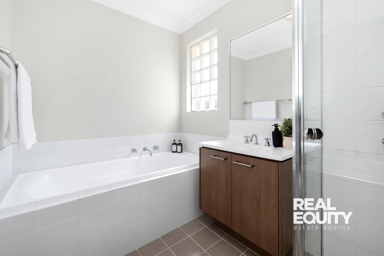 Additional image 8 of 3/11 Wenton Road, Holsworthy NSW 2173