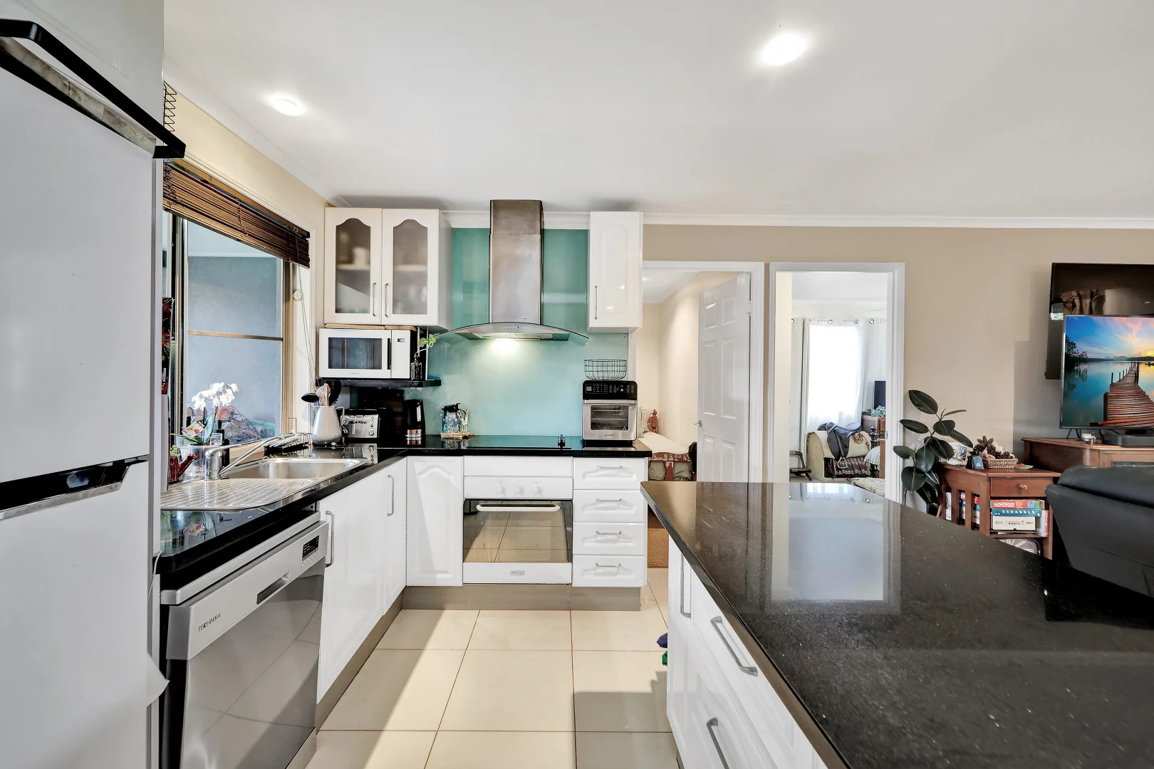 Additional image 10 of 8 Oceanview St, Bargara QLD 4670