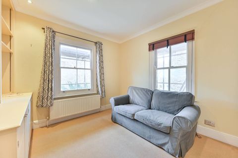 Ladbroke Grove, Ladbroke Grove, London W10