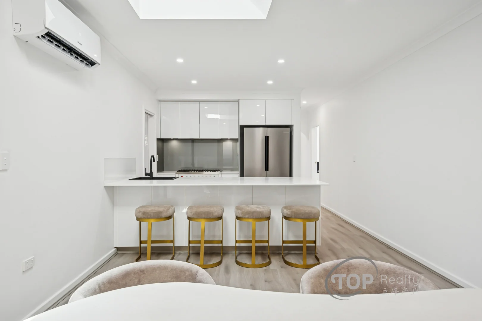 Additional image 8 of 28 Tricourt Grove, Riverton WA 6148