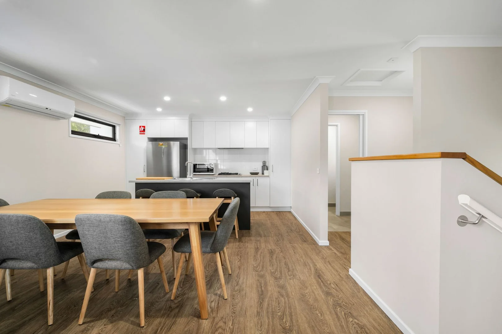 Additional image 6 of 2 & 3/4 Butler Court, Bright VIC 3741