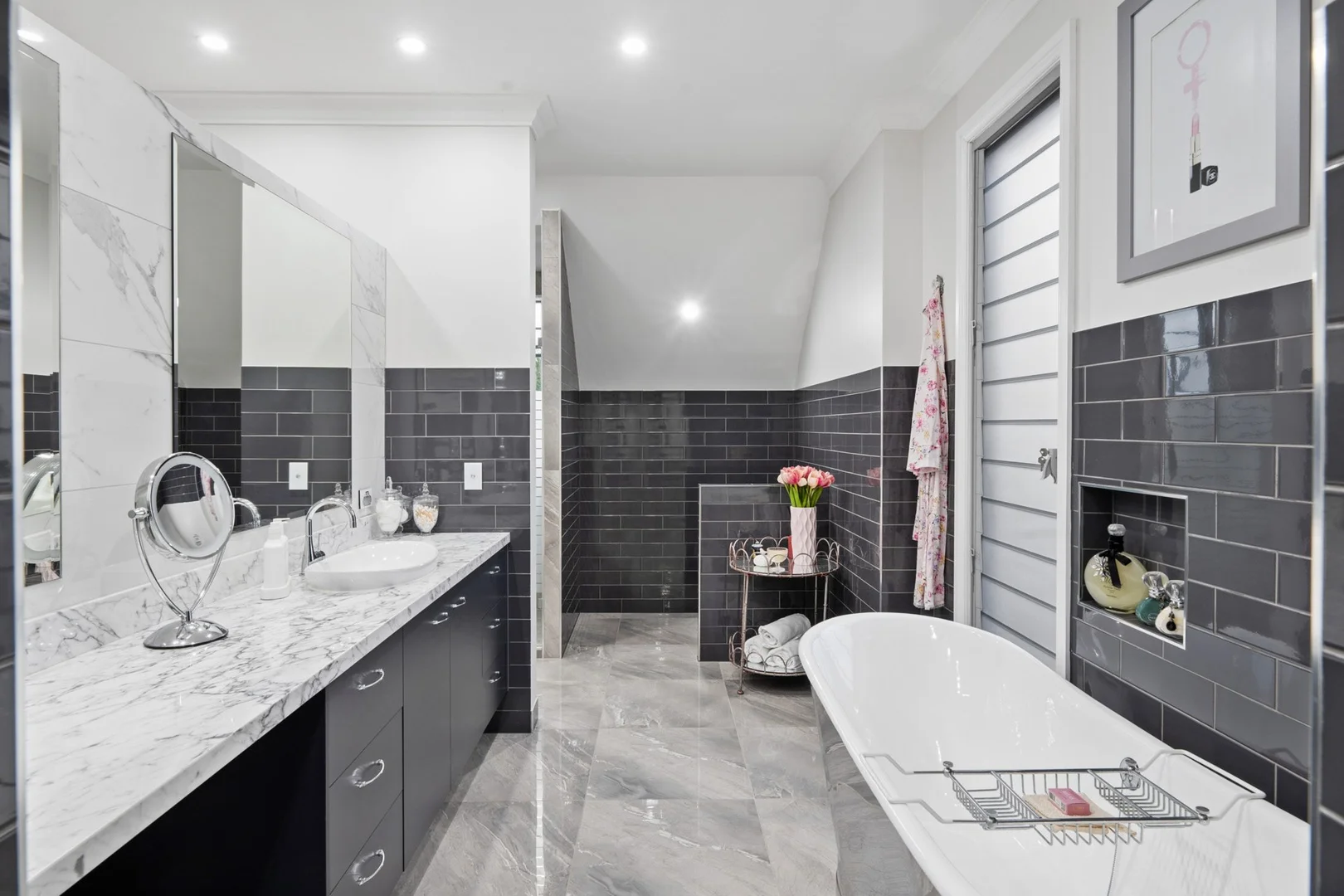 Additional image 21 of 3 San Remo Boulevard, Sorrento QLD 4217