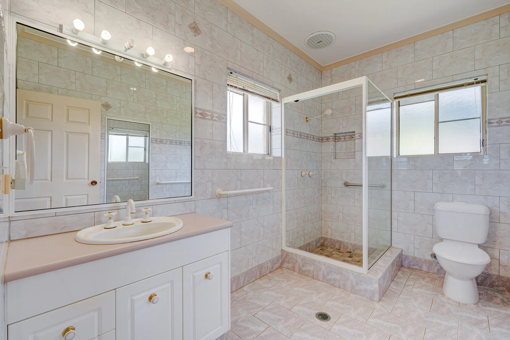 Additional image 31 of 16-18 Hielscher St, Tully QLD 4854