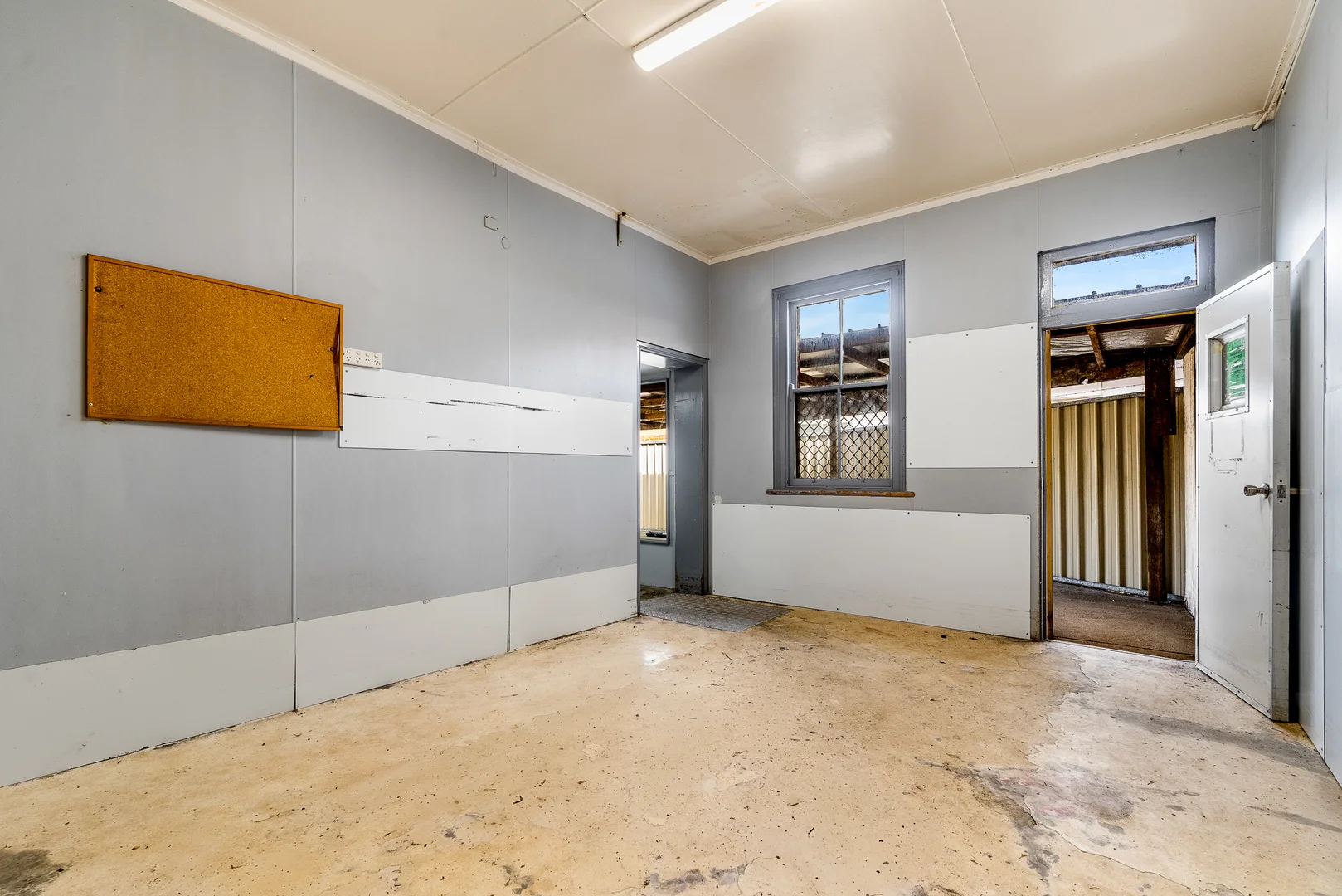 Additional image 8 of 122 Adelaide Street, Blayney NSW 2799