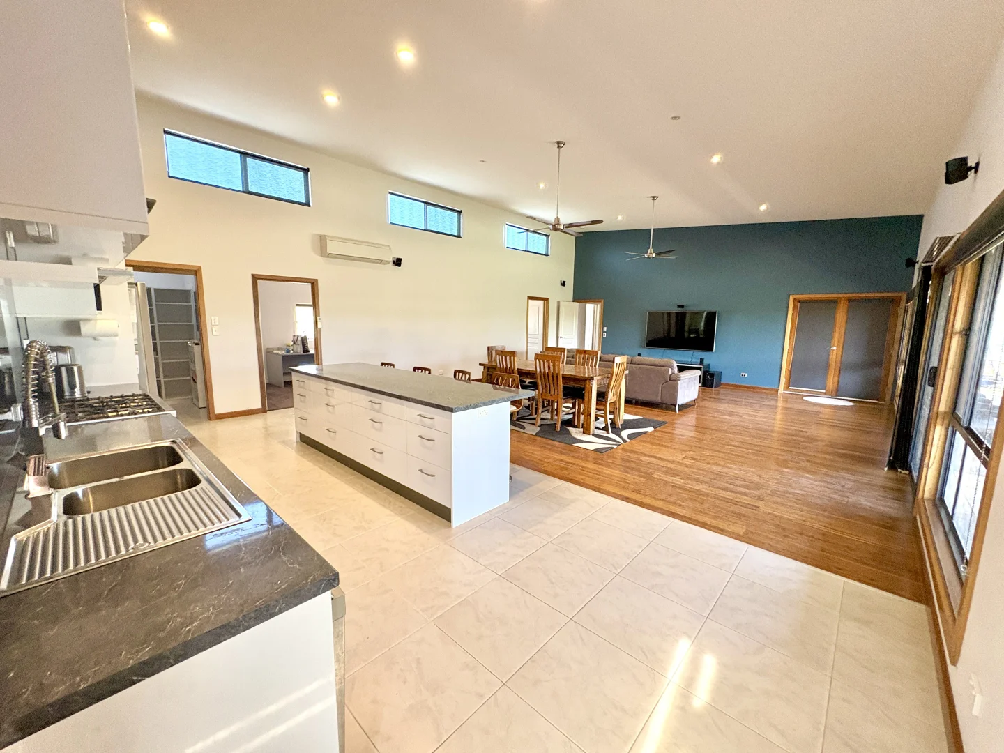 Additional image 4 of 12 & 12A Decres Bay Road, Ceduna SA 5690