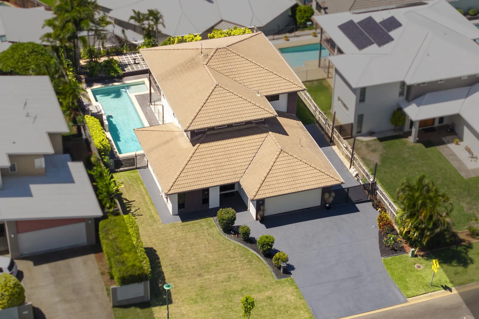 10 Fleay Street, Redland Bay QLD 4165