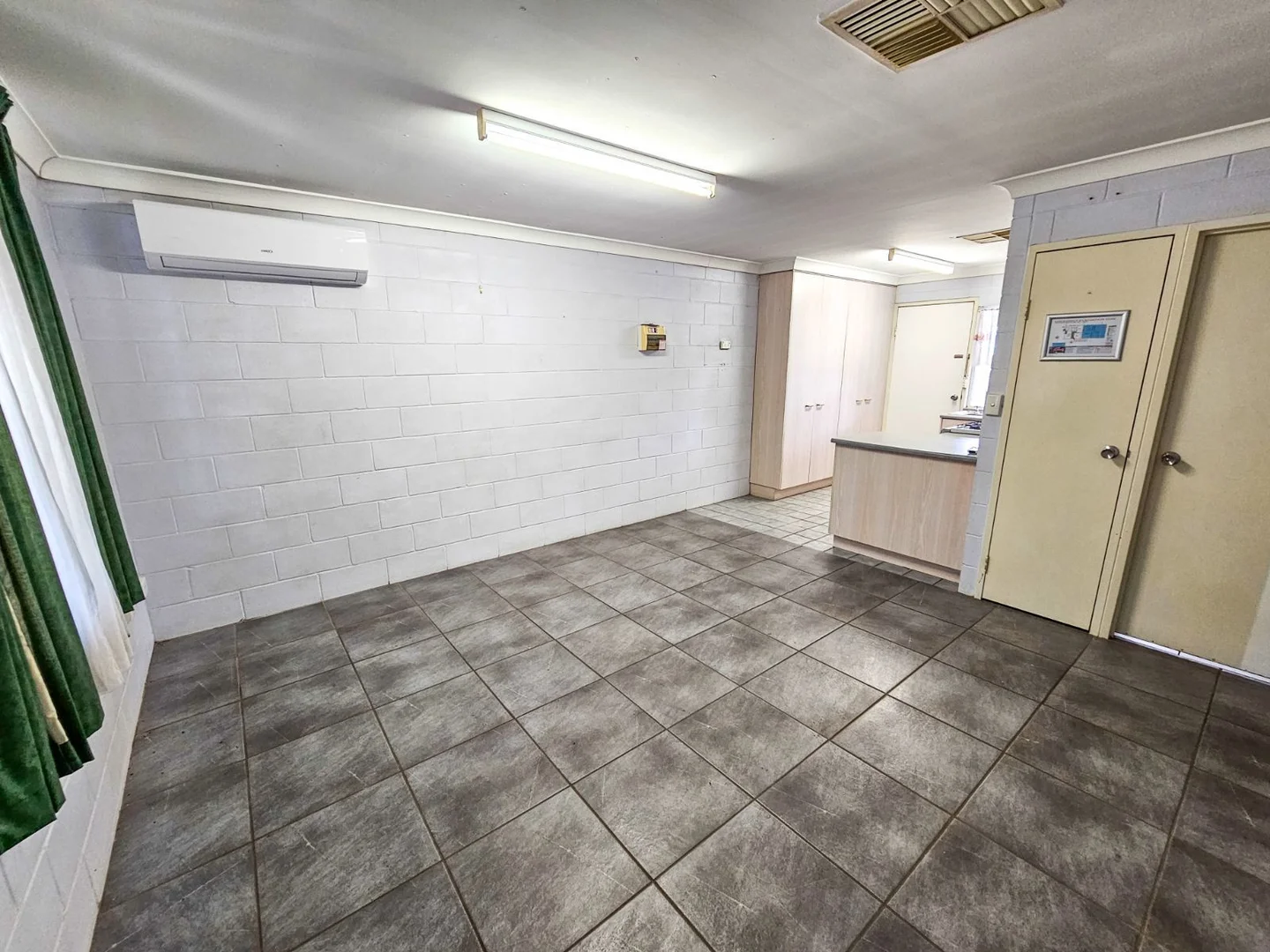 Additional image 4 of 1/10 Duchess Road, Mount Isa QLD 4825