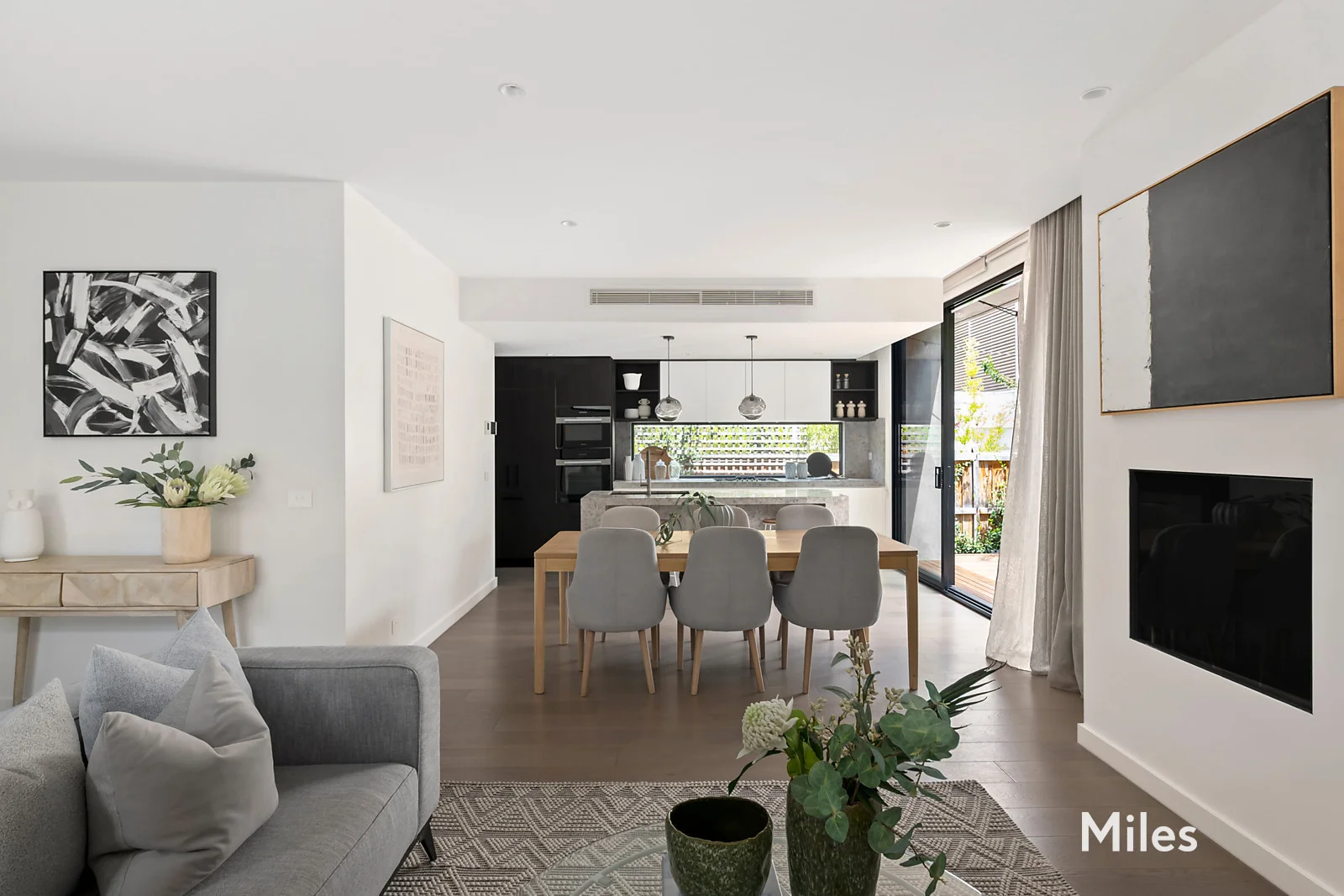 Additional image 3 of 2/51 Wilfred Road, Ivanhoe East VIC 3079