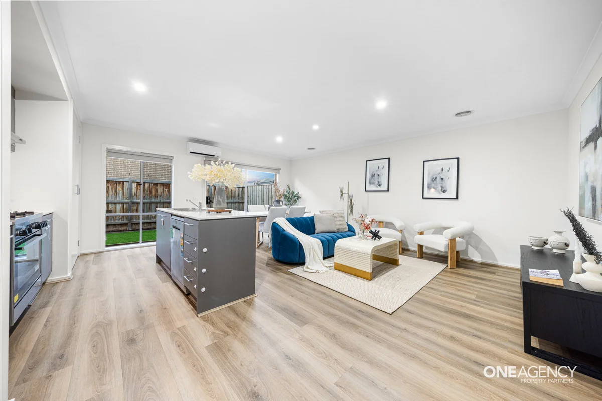 Additional image 3 of 13 Wonderland Road, Werribee VIC 3030