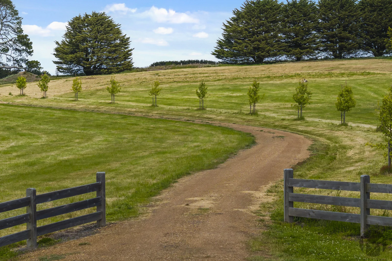 Additional image 9 of 24 Embley Court, Romsey VIC 3434