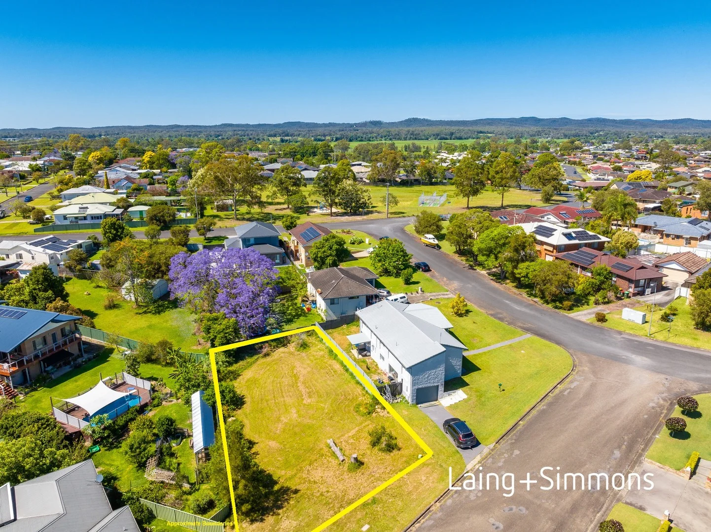 8 Railton Avenue, Taree NSW 2430