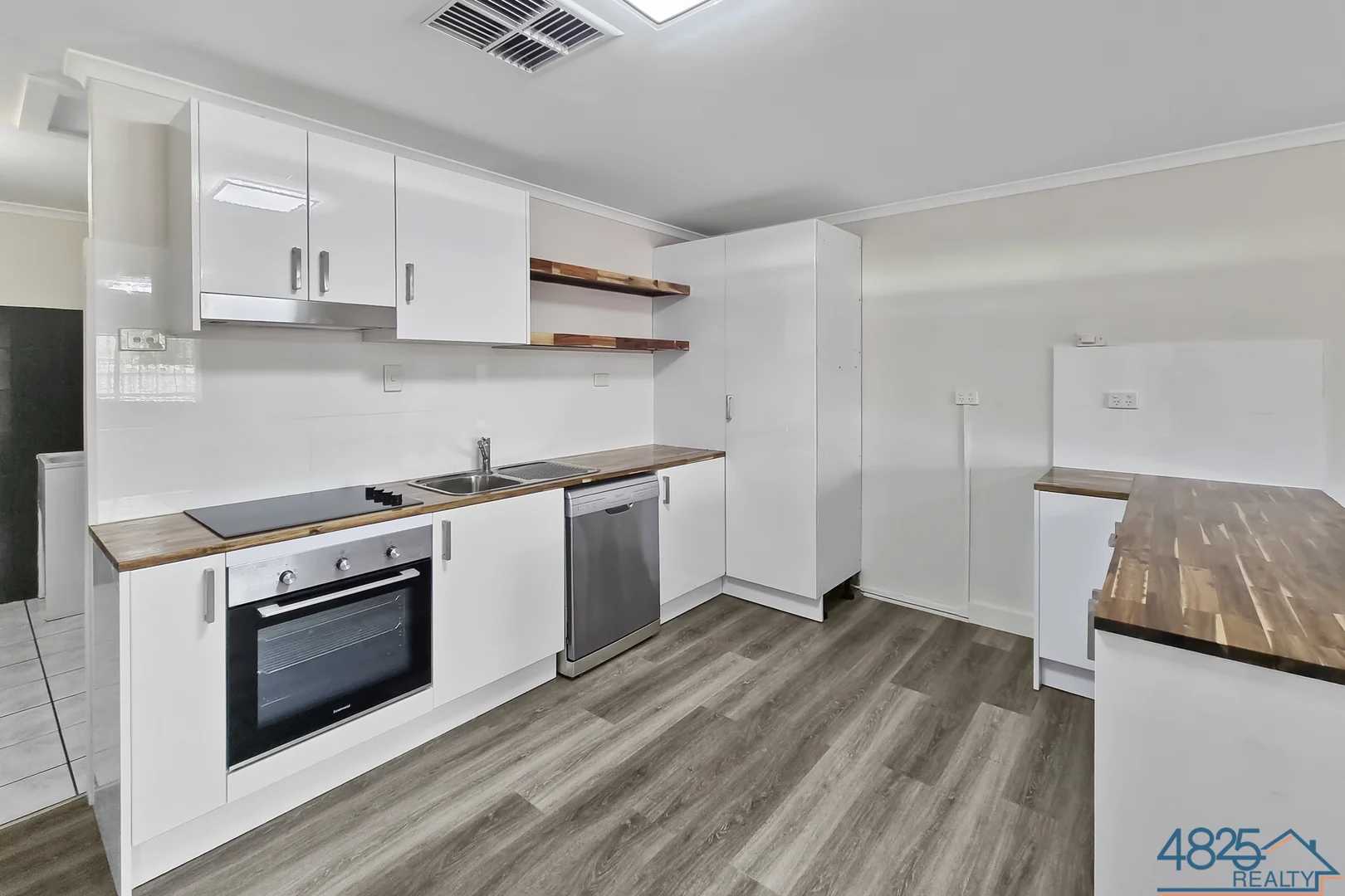 Additional image 21 of 9 Fourth Avenue, Mount Isa QLD 4825