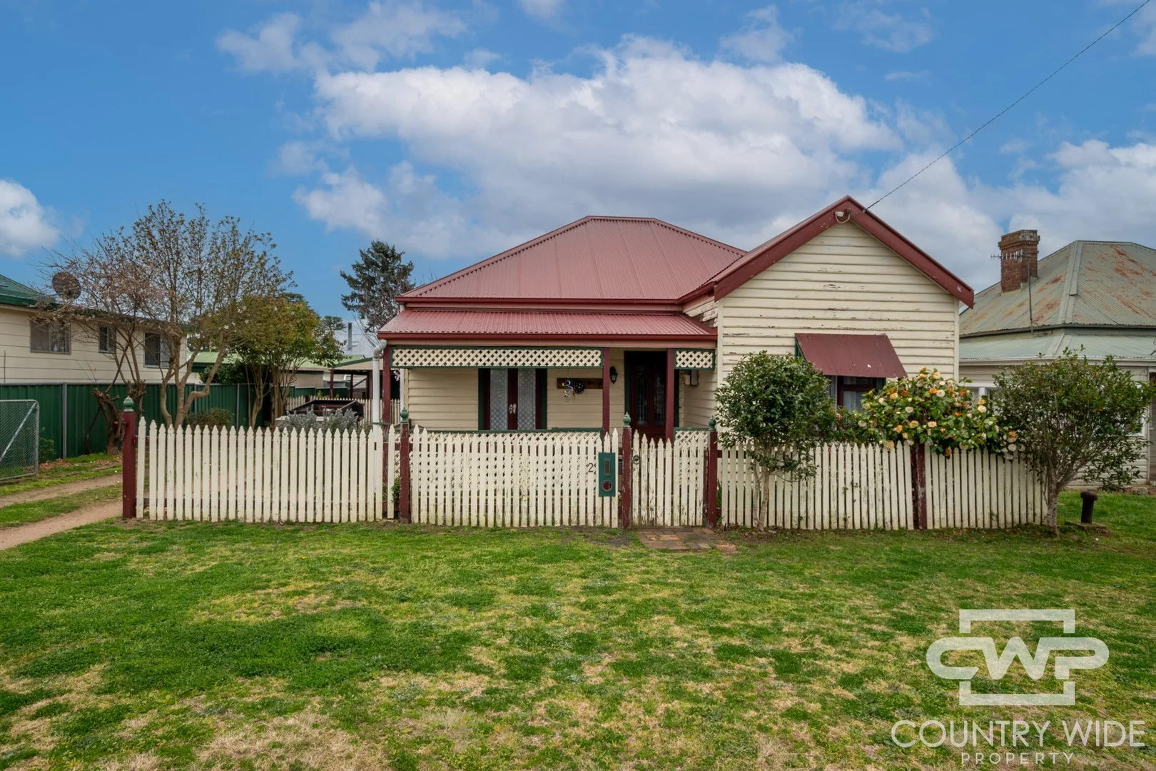 2 Short Street, Glen Innes NSW 2370