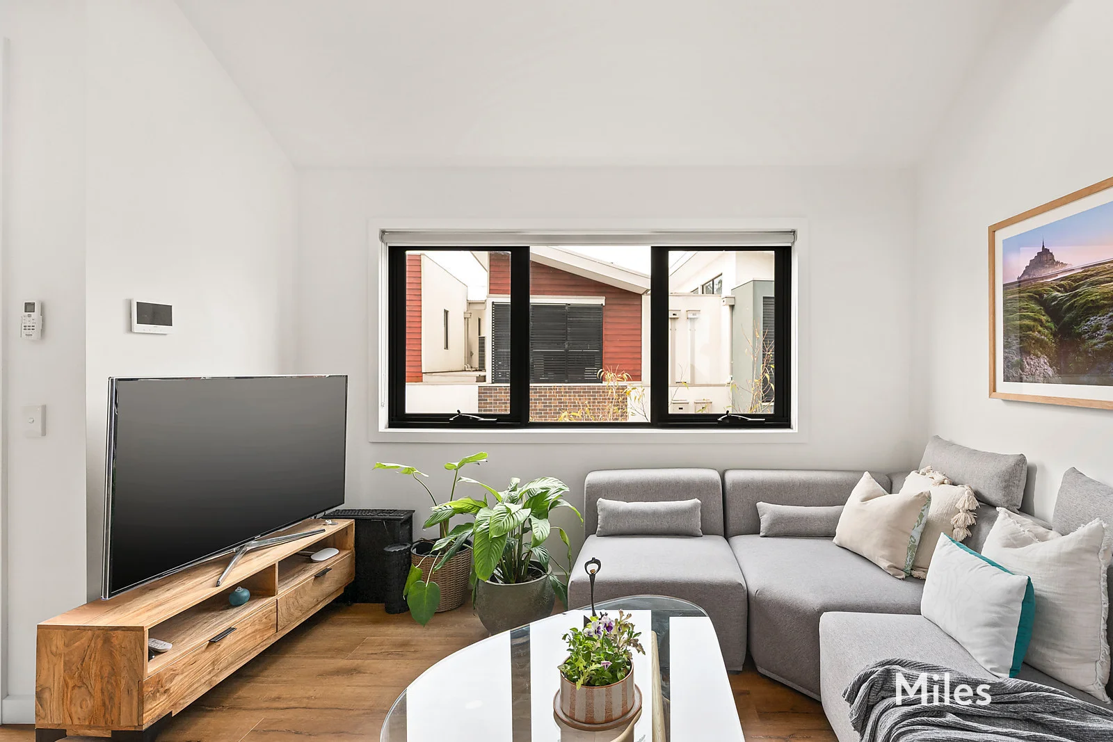 Additional image 2 of 2/180 Hawdon Street, Heidelberg VIC 3084