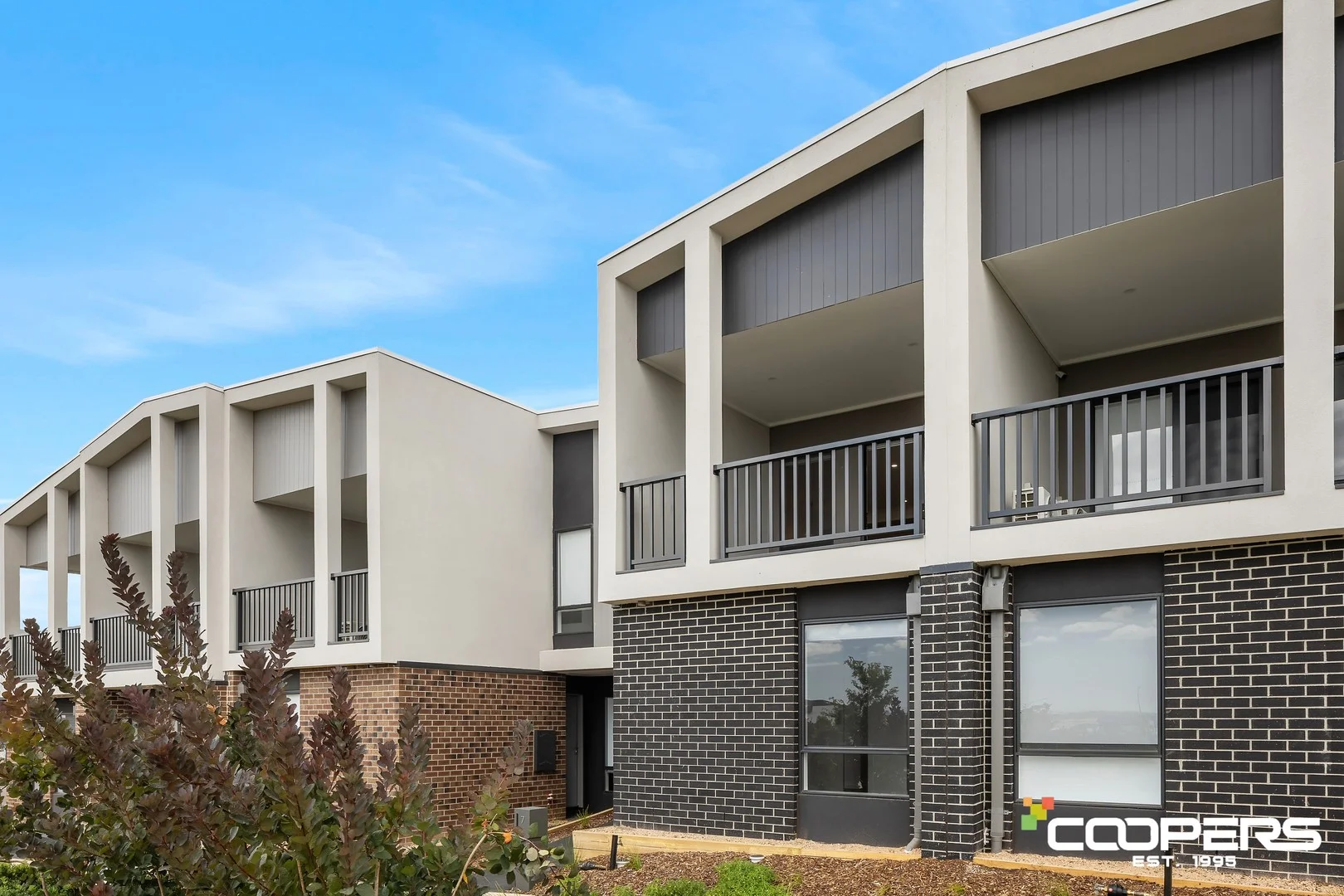7 Iramoo Walk, Sunbury VIC 3429
