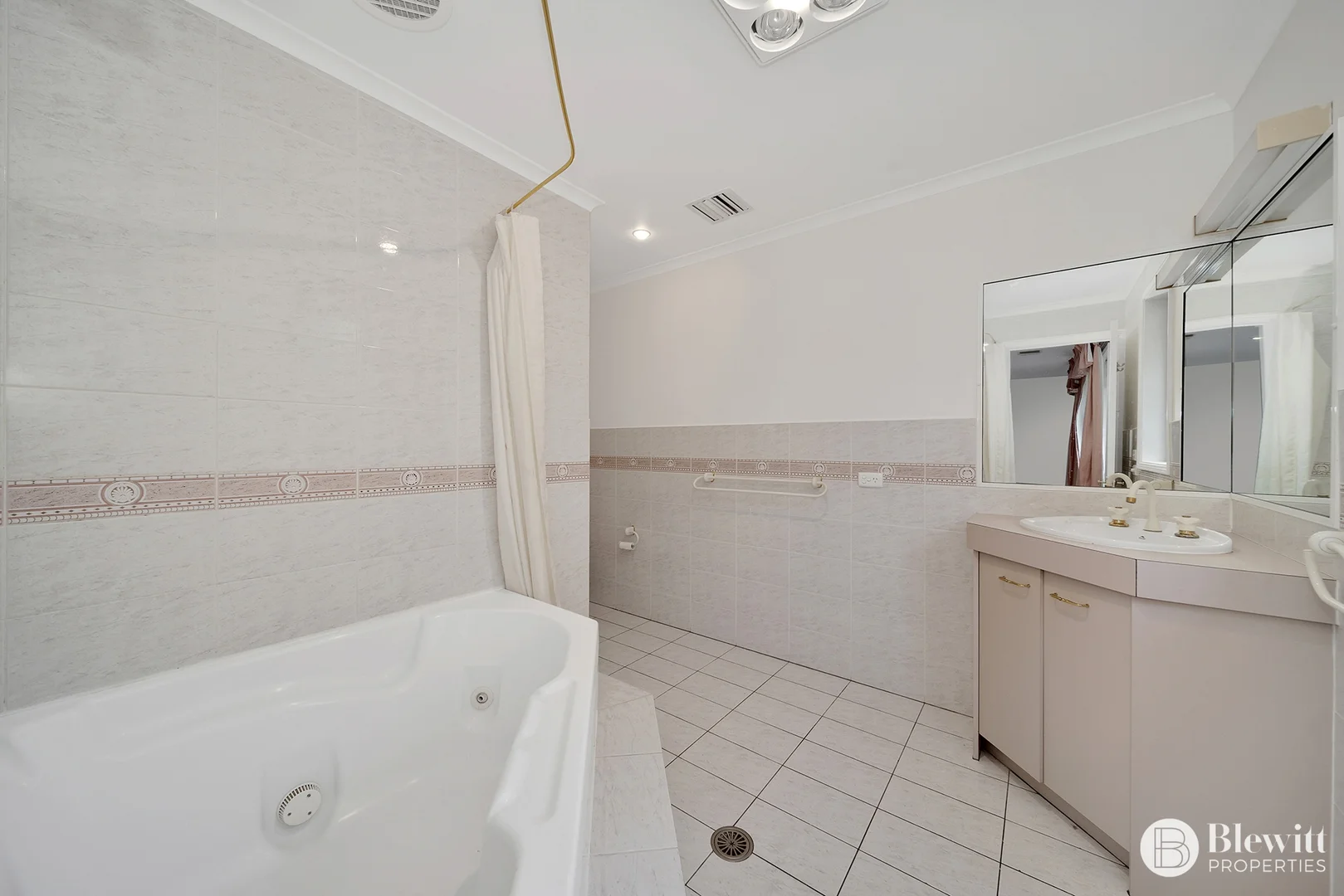 Additional image 10 of 1 Rosewood Glen, Jerrabomberra NSW 2619