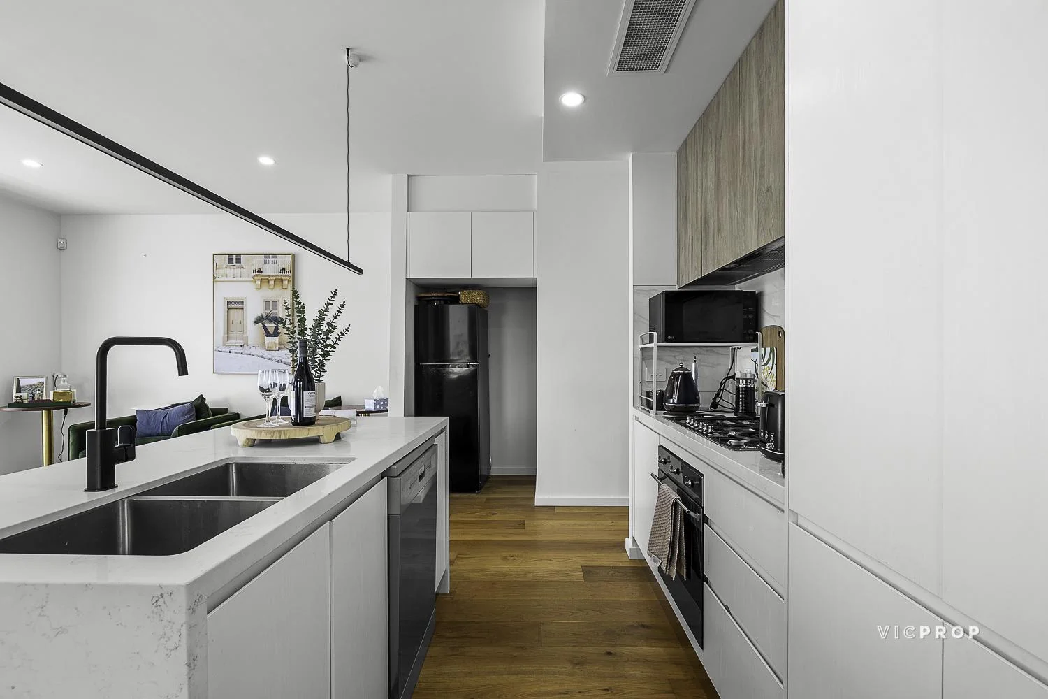 Additional image 5 of 1/22 Bayley Grove, Doncaster VIC 3108