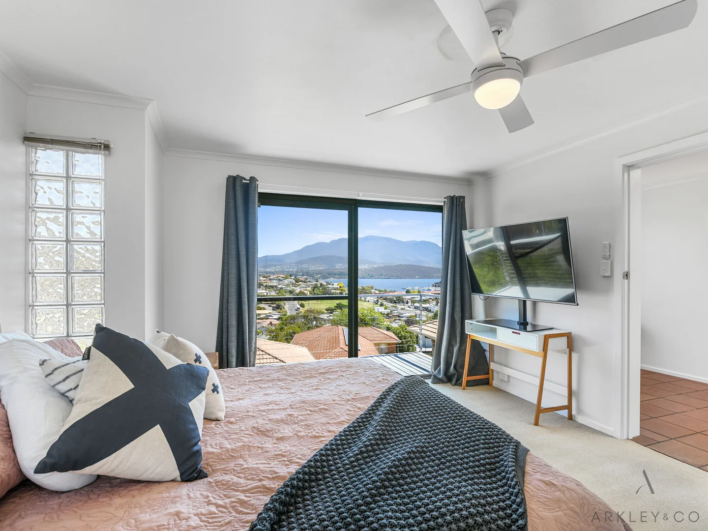 Additional image 20 of 3 Owen Court, Lindisfarne TAS 7015