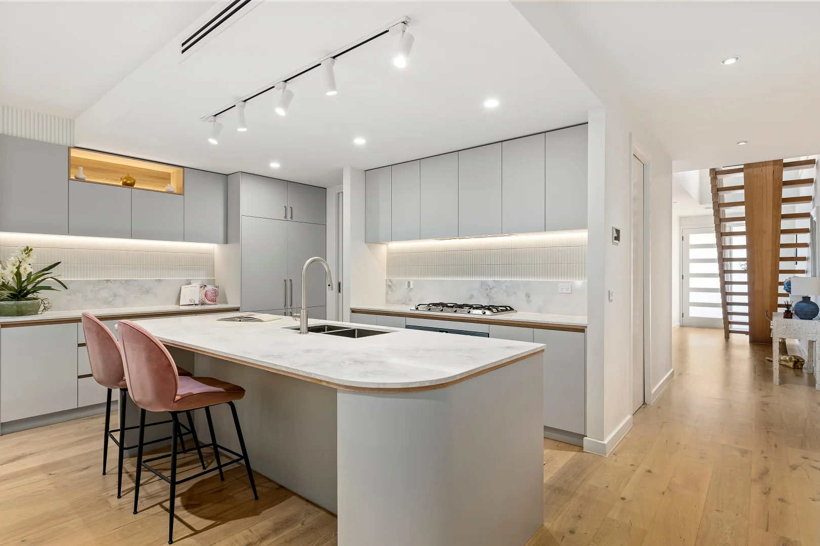 Additional image 3 of 2/6 Ross Street, Niddrie VIC 3042