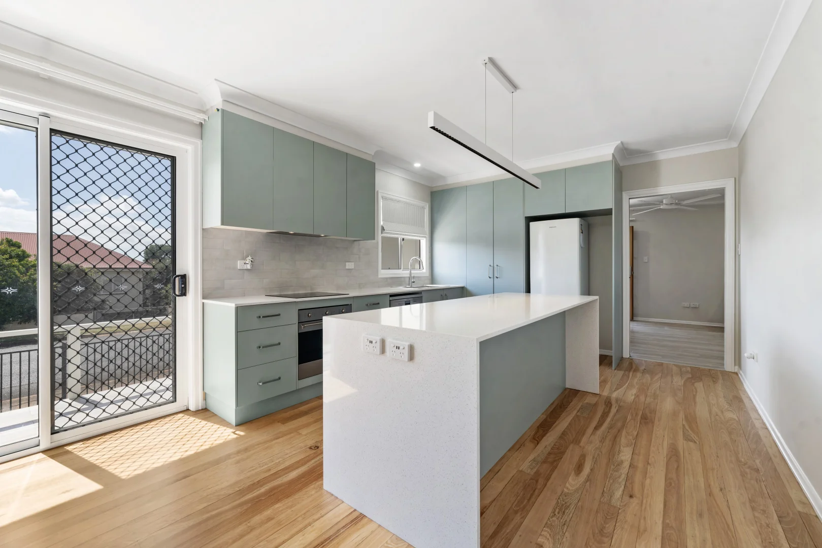 Additional image 4 of 238A Herries Street, Newtown QLD 4350