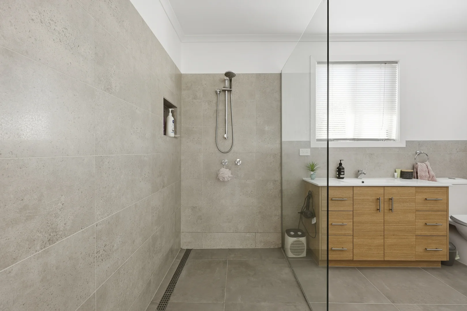 Additional image 3 of 34 Belgrave Parade, Youngtown TAS 7249