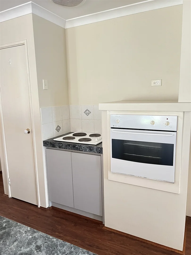 Additional image 3 of 6 Dunlowe Loop, Warnbro WA 6169