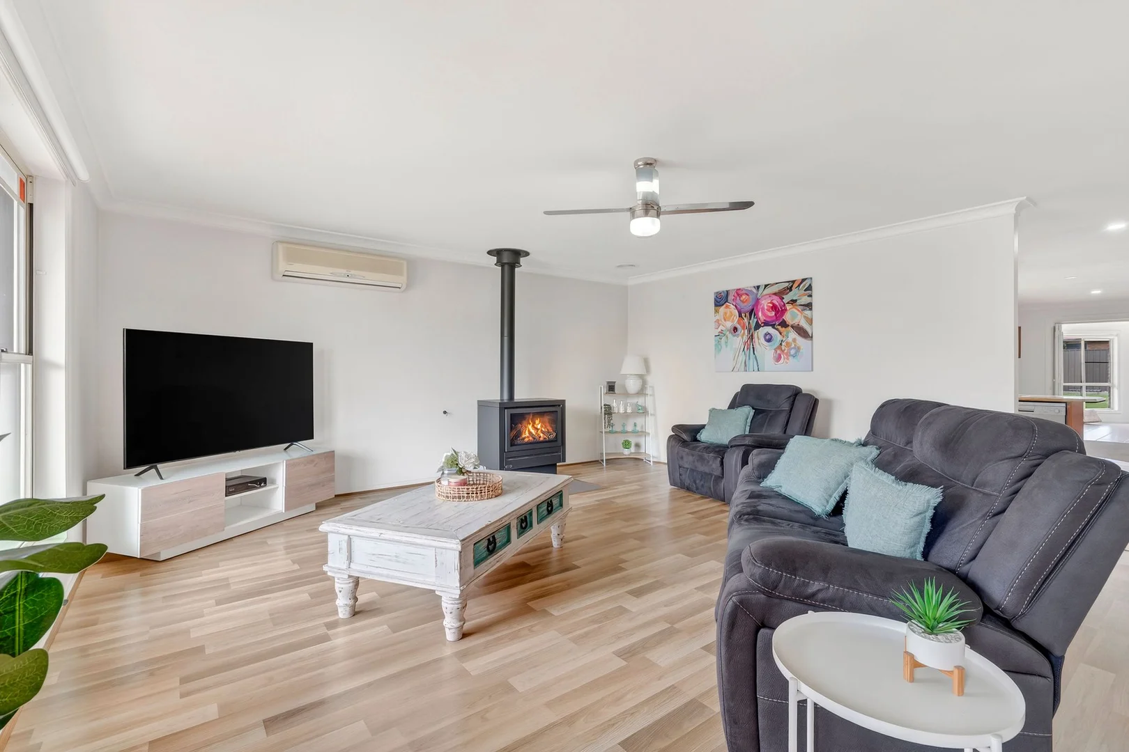 Additional image 2 of 10 Paradise Place, Goulburn NSW 2580